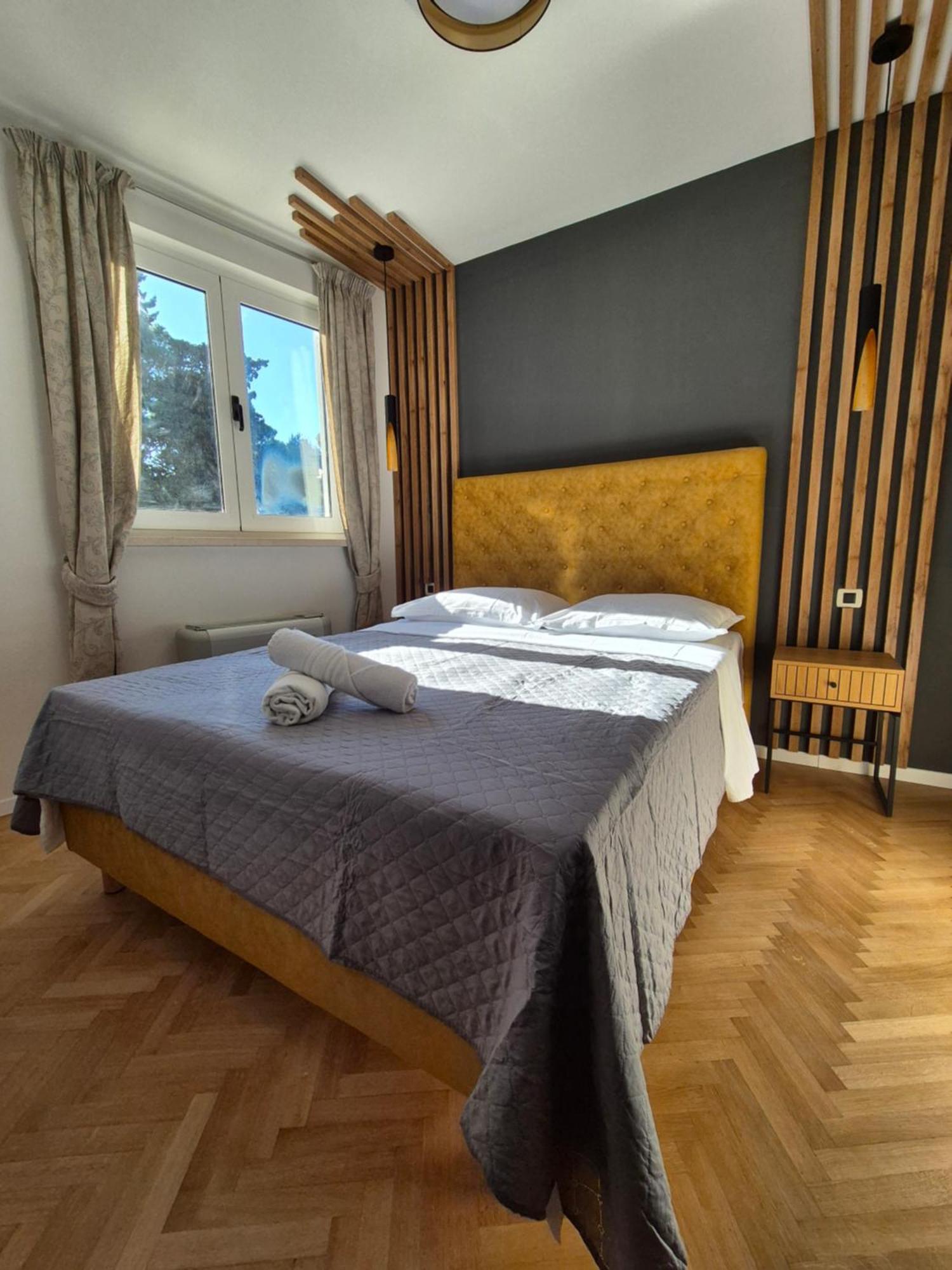 Villa Dalmatino Брела Екстериор снимка