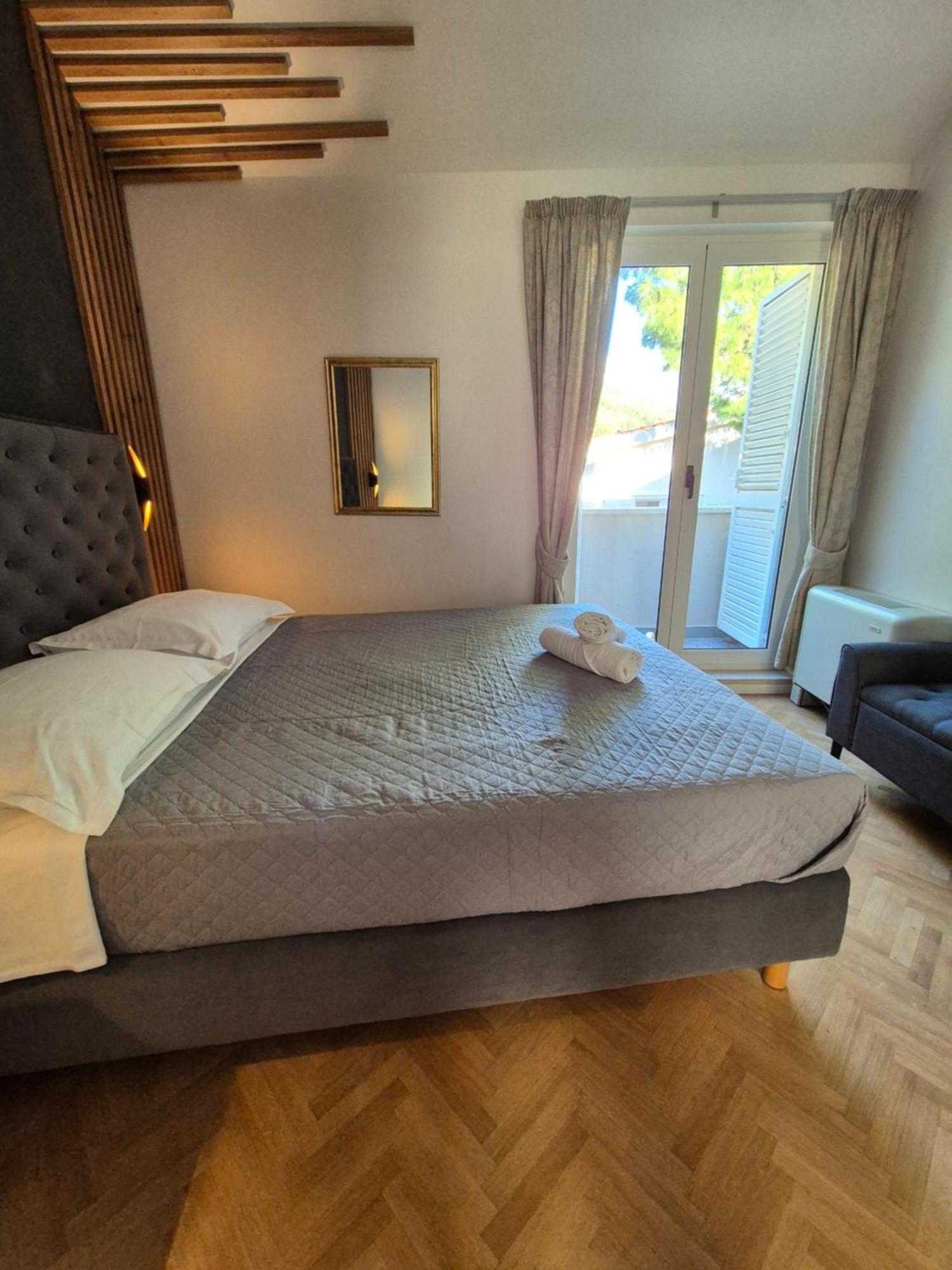 Villa Dalmatino Брела Екстериор снимка