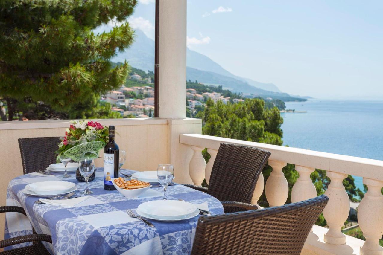 Villa Dalmatino Брела Екстериор снимка