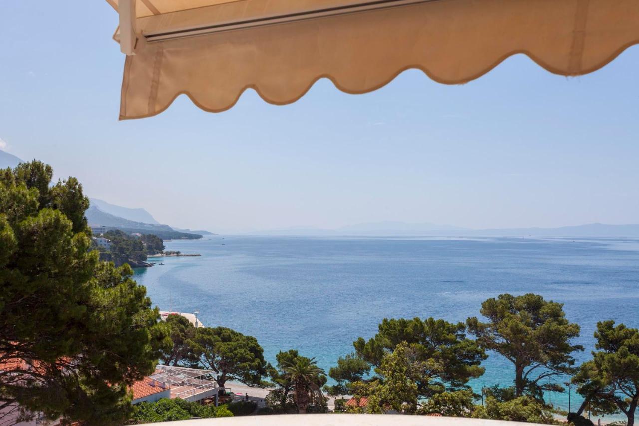 Villa Dalmatino Брела Екстериор снимка